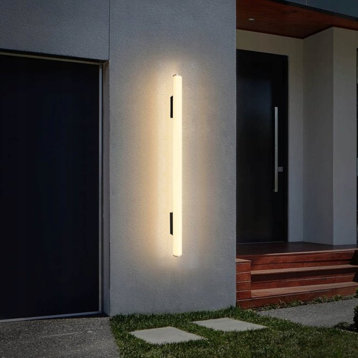 Long LED façade luminaire 100cm