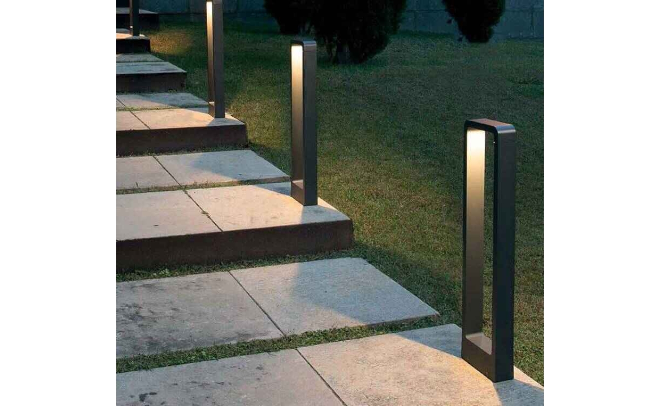 Modernus lauko šviestuvas 80 cm